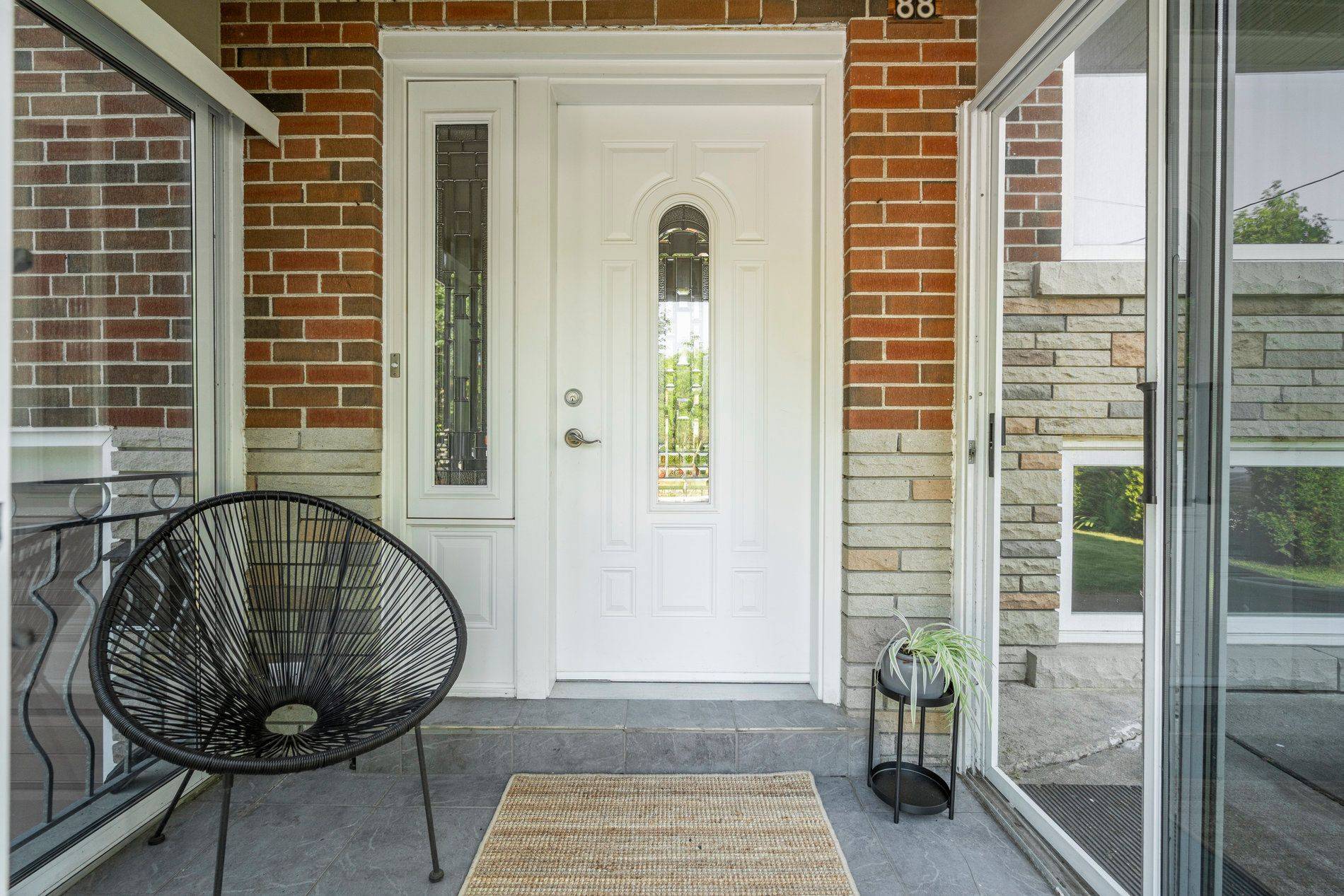 Toronto W07, ON M8Y 3G6,88 Bonnyview DR