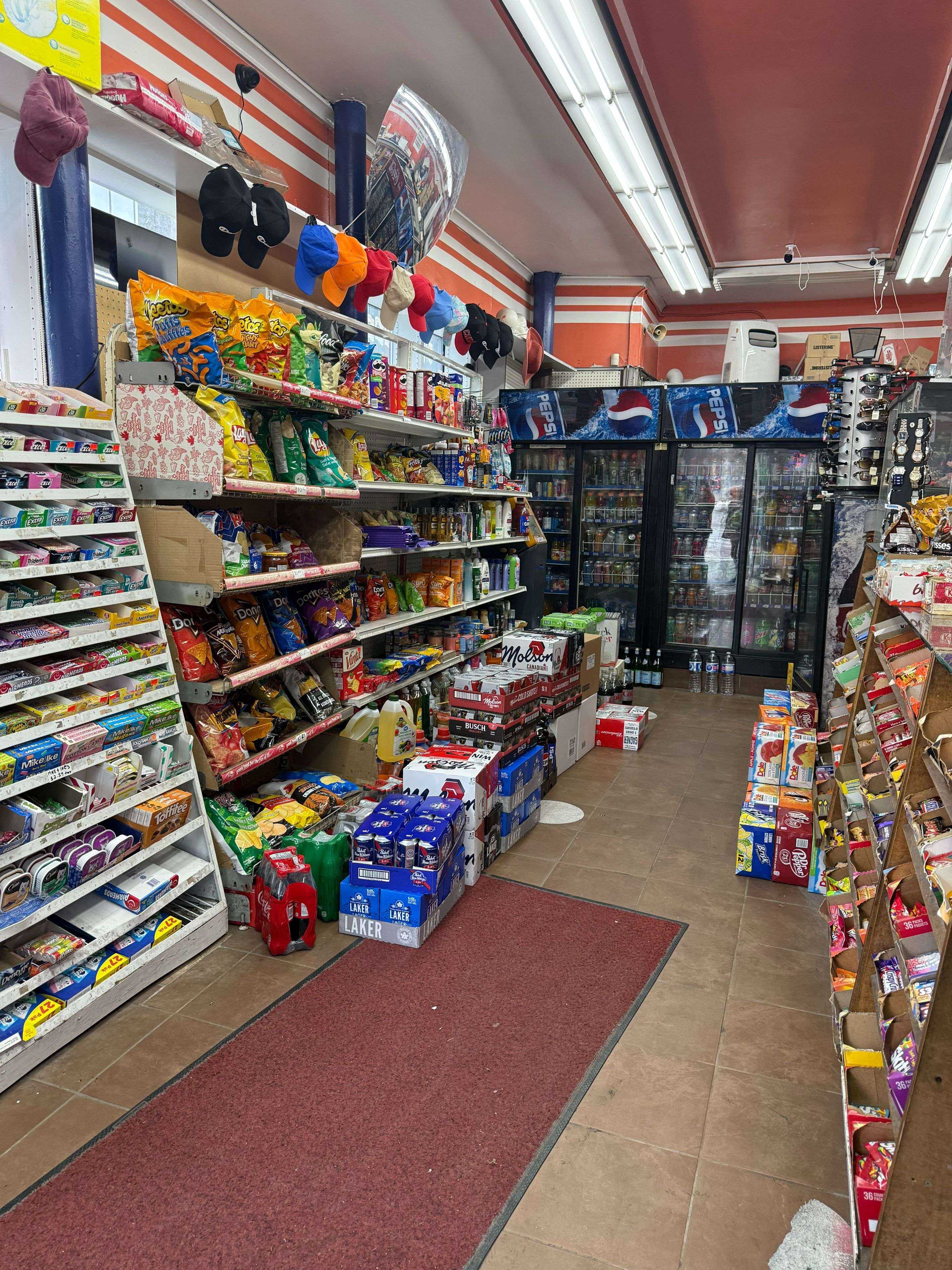 Hamilton, ON L8N 1A1,1 King ST E