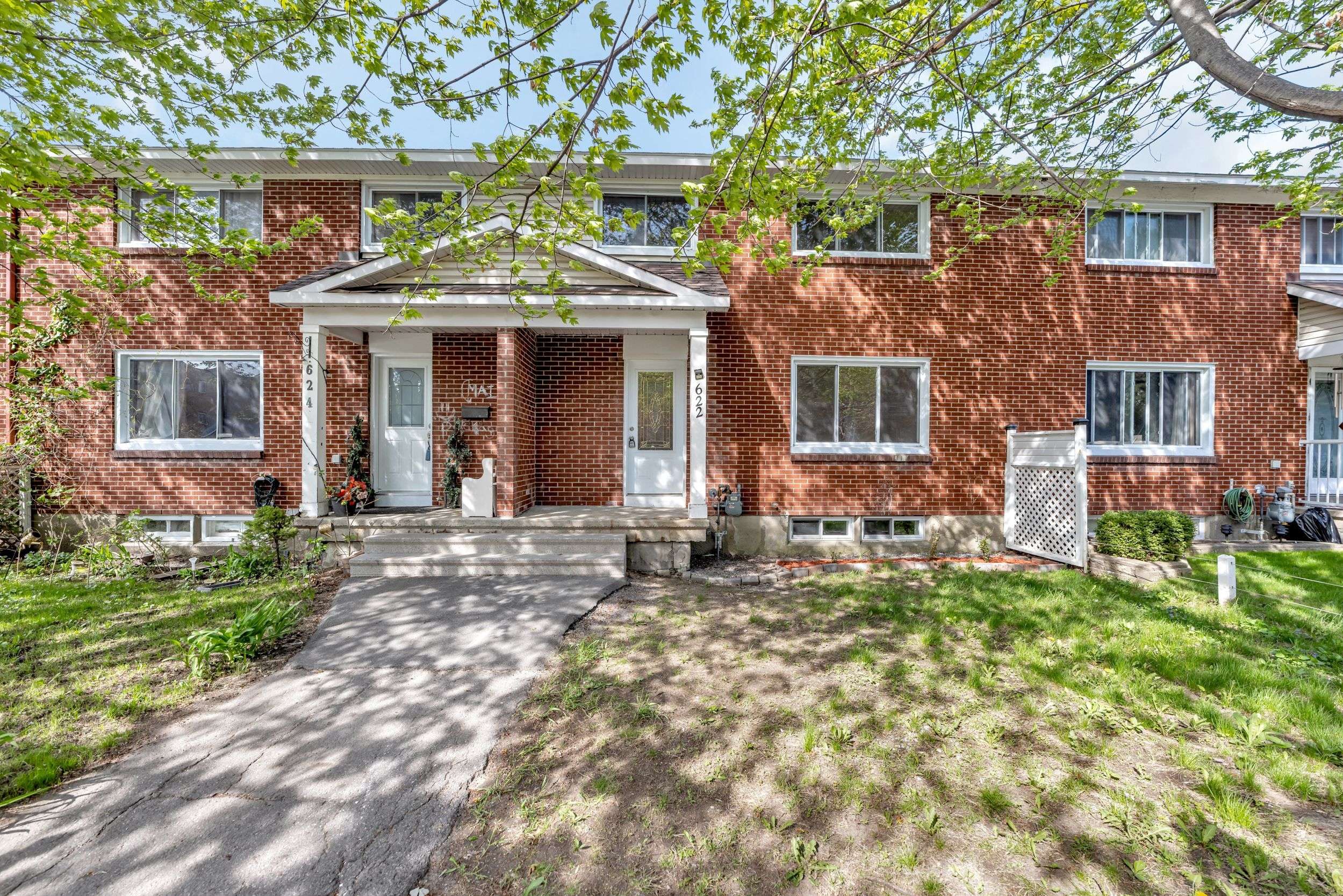 622 Borthwick AVE, Overbrook - Castleheights And Area, ON K1K 2L9