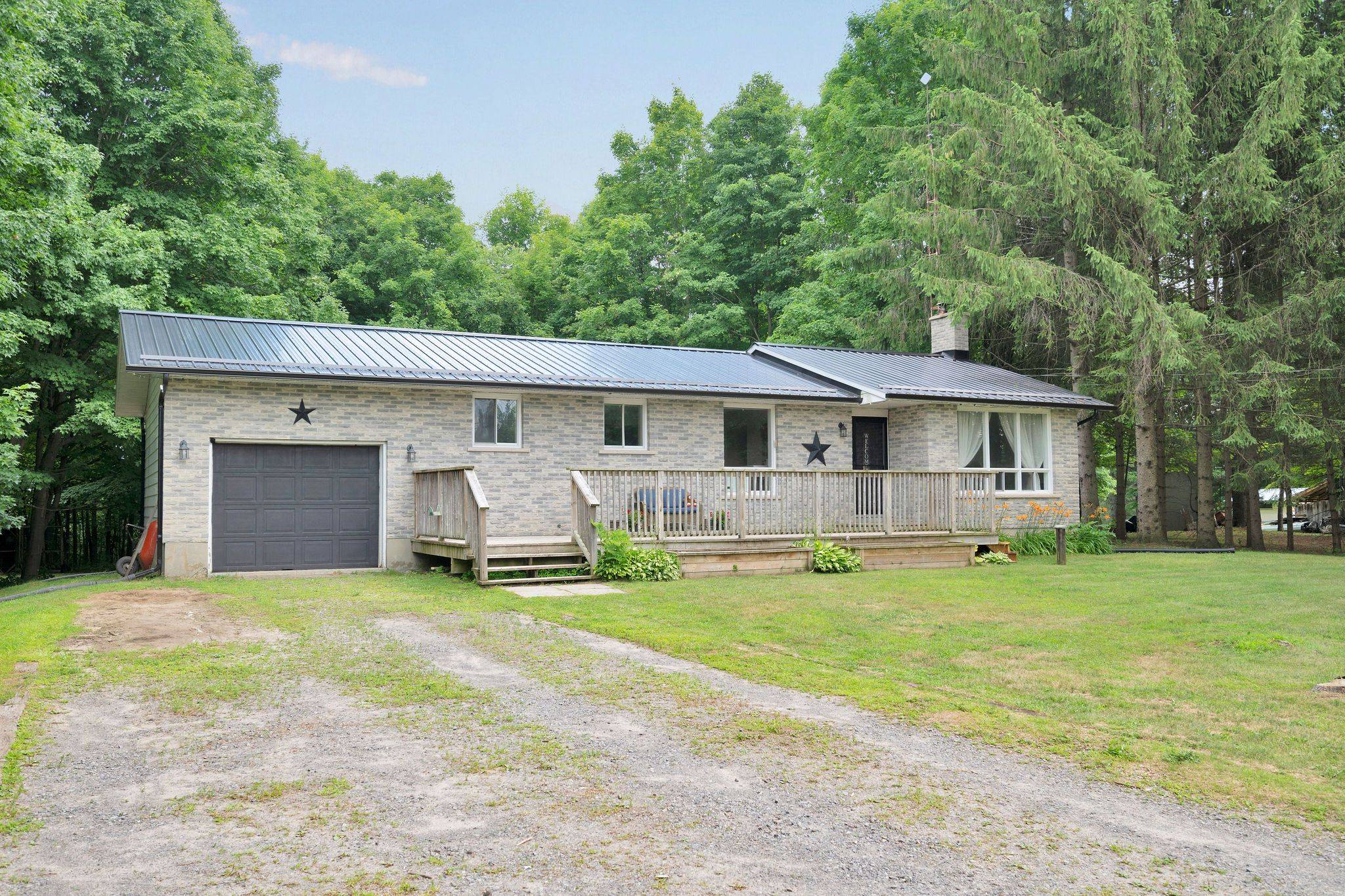 9061 County Rd 44 RD, Edwardsburgh/cardinal, ON K0E 1X0