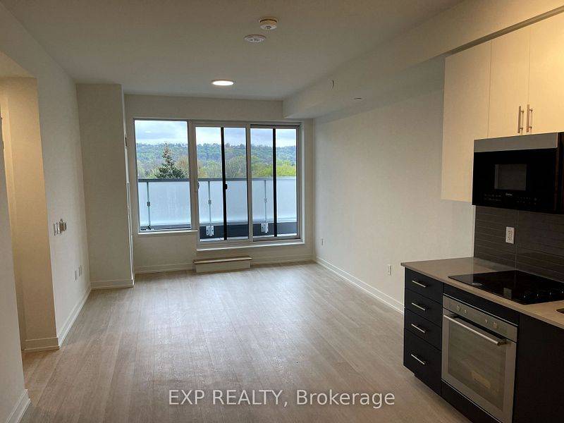 Hamilton, ON L8P 1K5,415 Main ST W #407