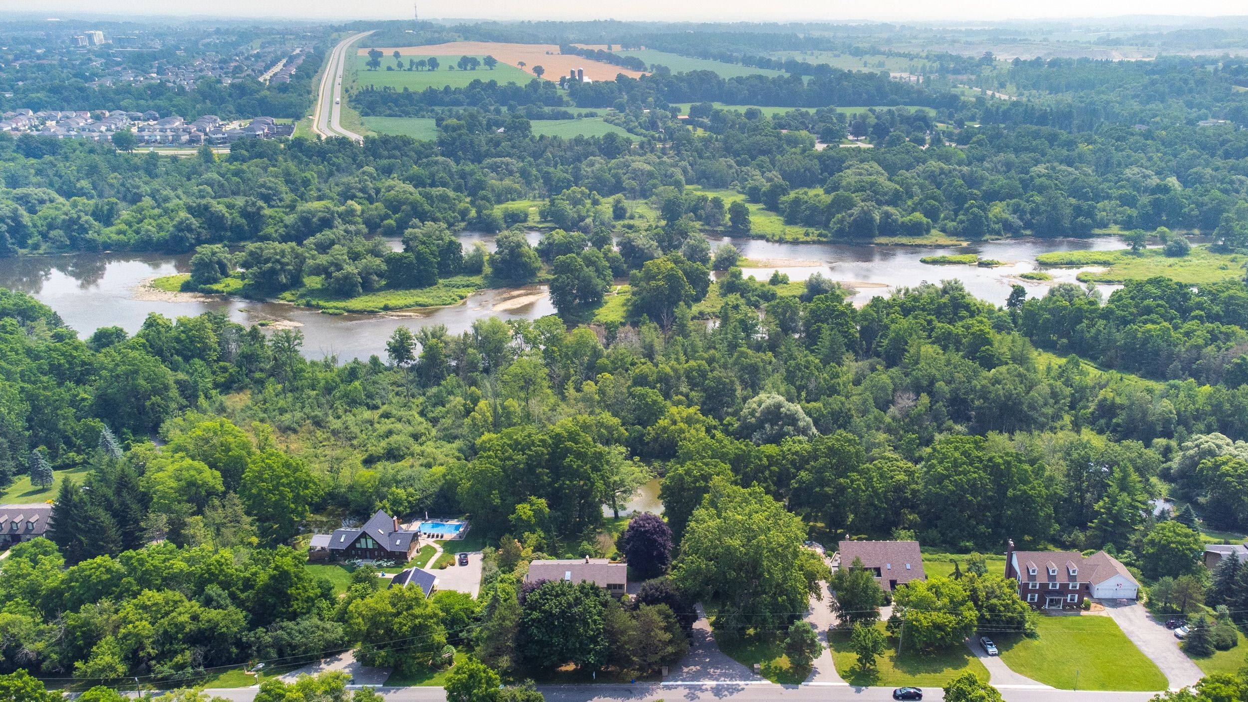 Cambridge, ON N1R 5S5,1023 West River RD