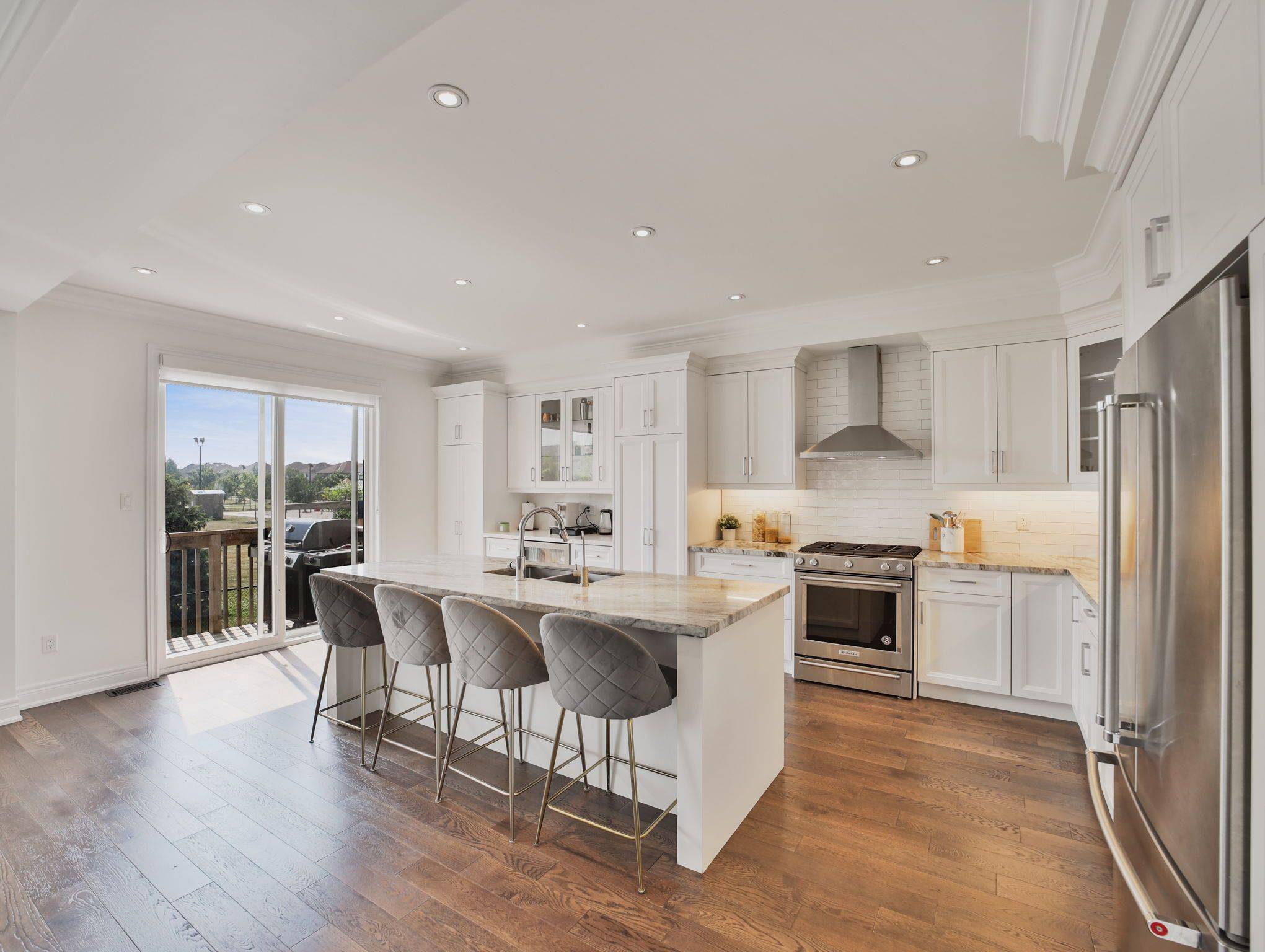Hamilton, ON L8J 2V3,26 Hampshire PL