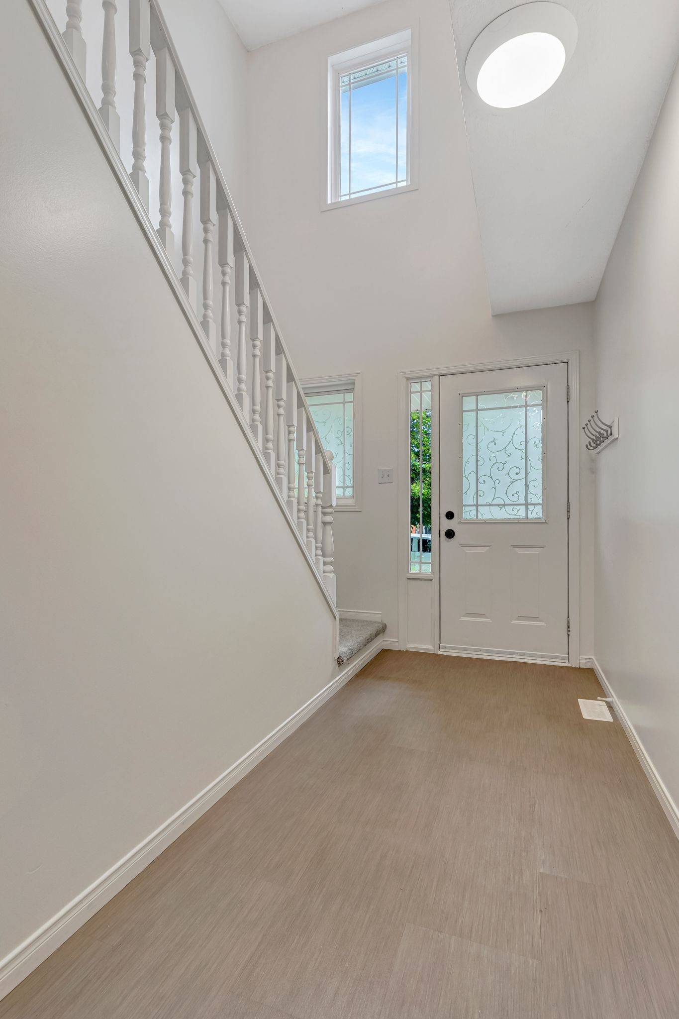Waterloo, ON N2E 4E8,466 Annapolis CT