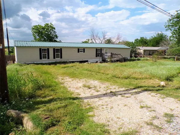 131 Jackson Lane, China Spring, TX 76643