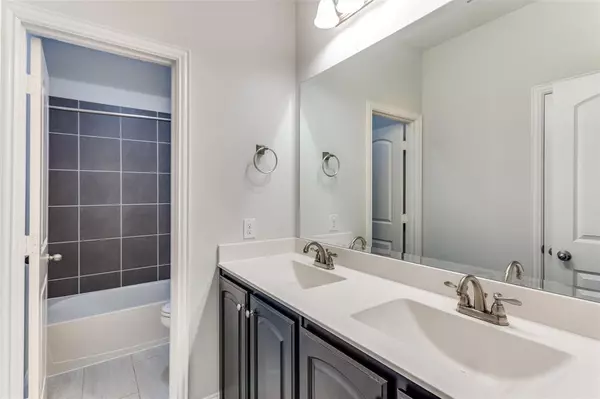 Fort Worth, TX 76179,5448 Tuxbury Pond Drive