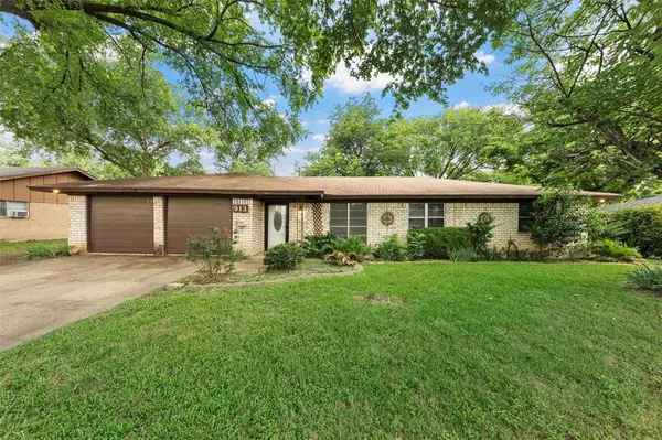 913 Elizabeth, Robinson, TX 76706