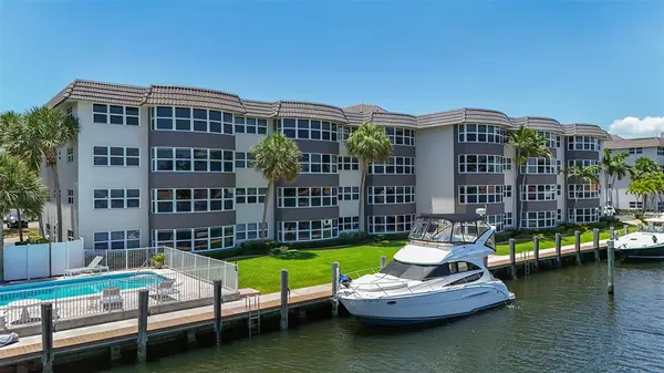 3121 NE 51st St #406, Fort Lauderdale, FL 33308