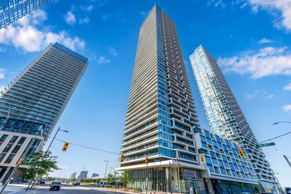 950 Portage Pkwy #4801, Vaughan, ON L4K 0J7