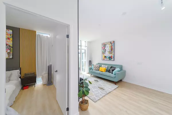 Toronto W02, ON M6N 0B3,2300 St Clair AVE W #118
