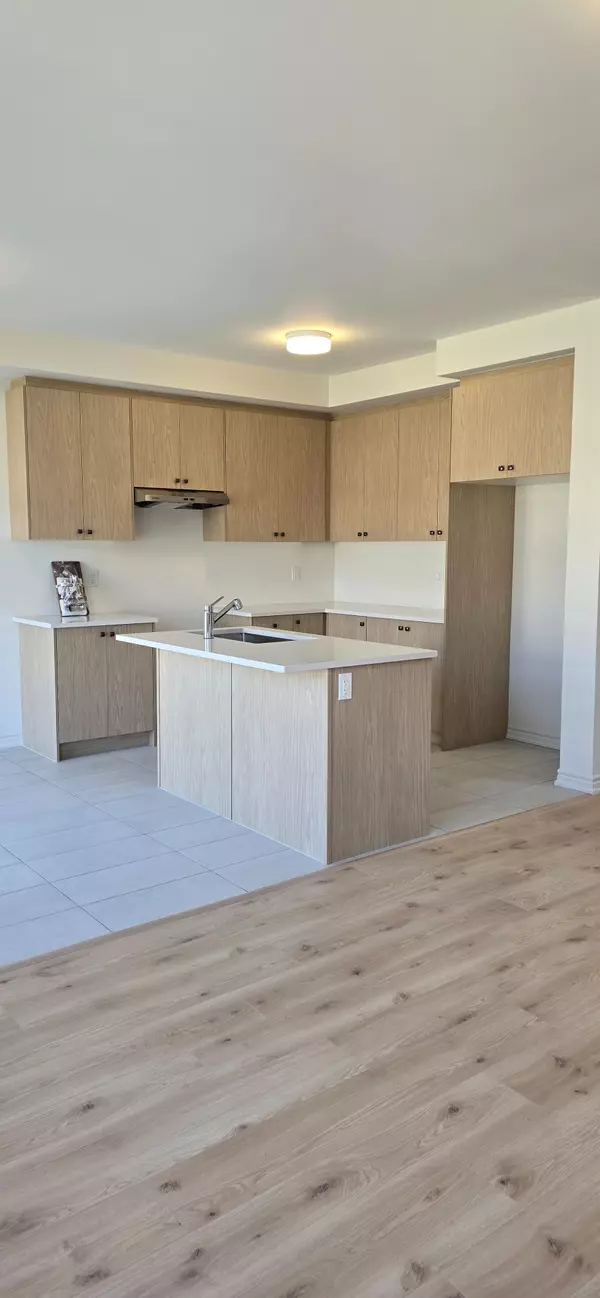 Cobourg, ON K9A 4J5,1081 Trailsview AVE