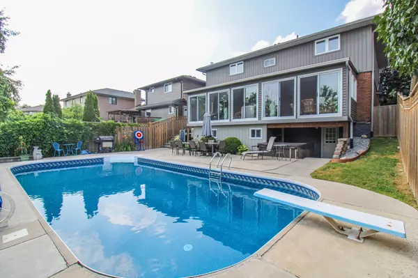 Peterborough East, ON K9L 1R8,2515 Farmcrest AVE