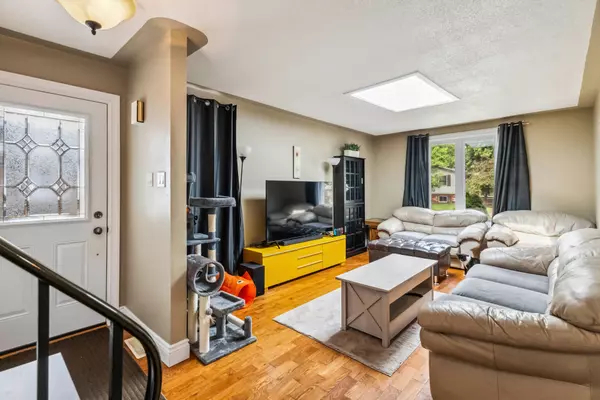 London North, ON N6G 2Z2,1619 Aldersbrook RD
