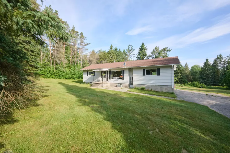 28 Star Lake RD, Perry, ON P0A 1J0