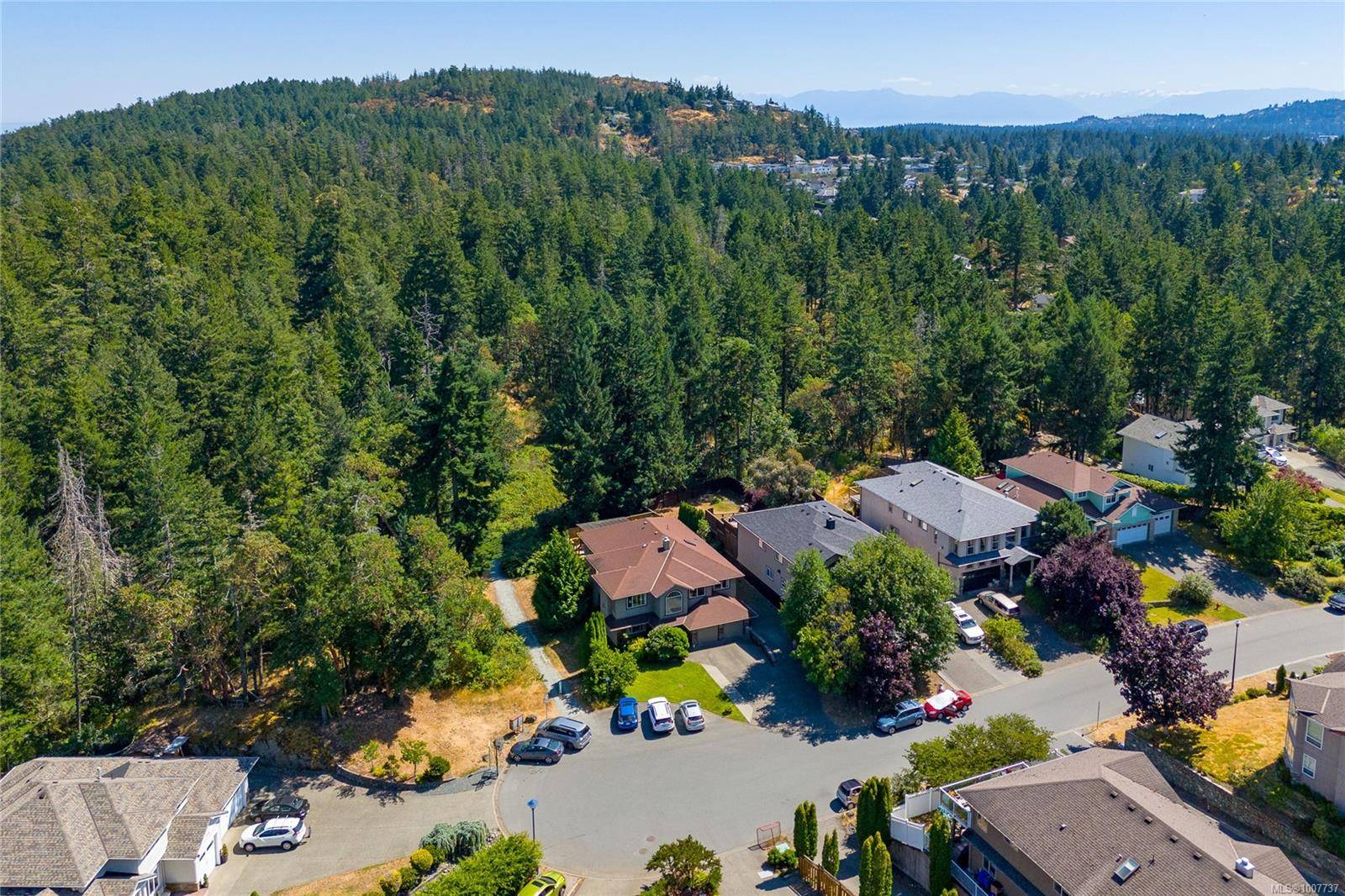 Langford, BC V9B 6A9,2031 Gourman Pl