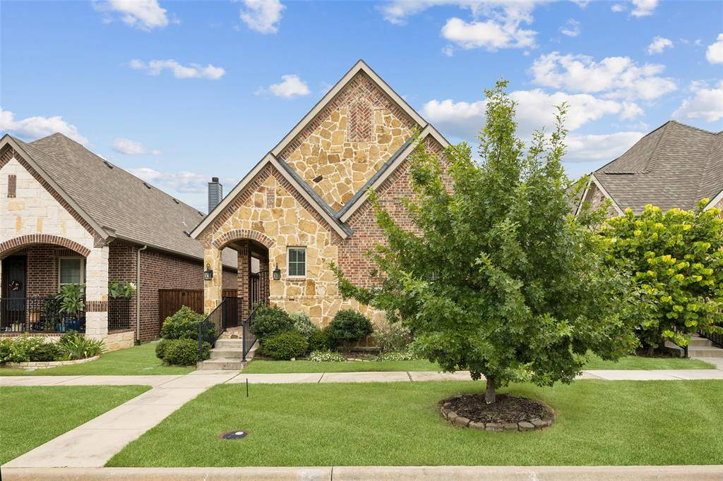 8668 Barlow Drive, Frisco, TX 75036