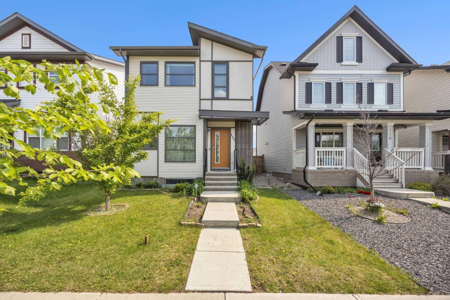 Calgary, AB T2Z5B4,123 Copperstone DR SE