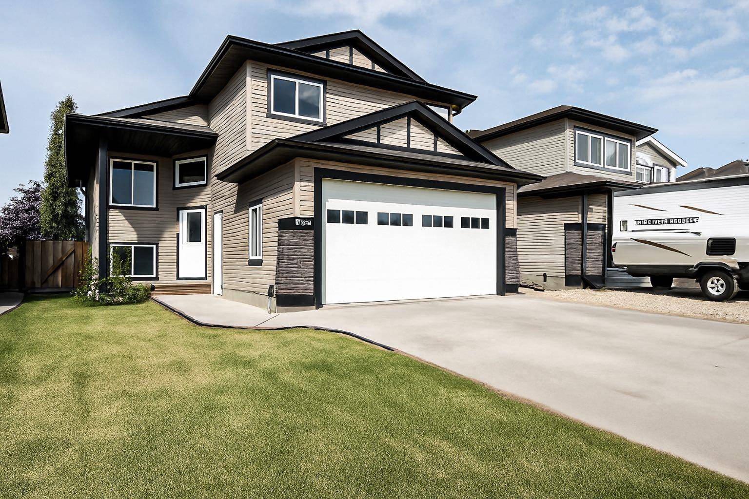 7458 91 ST, Grande Prairie, AB T8X 0H9
