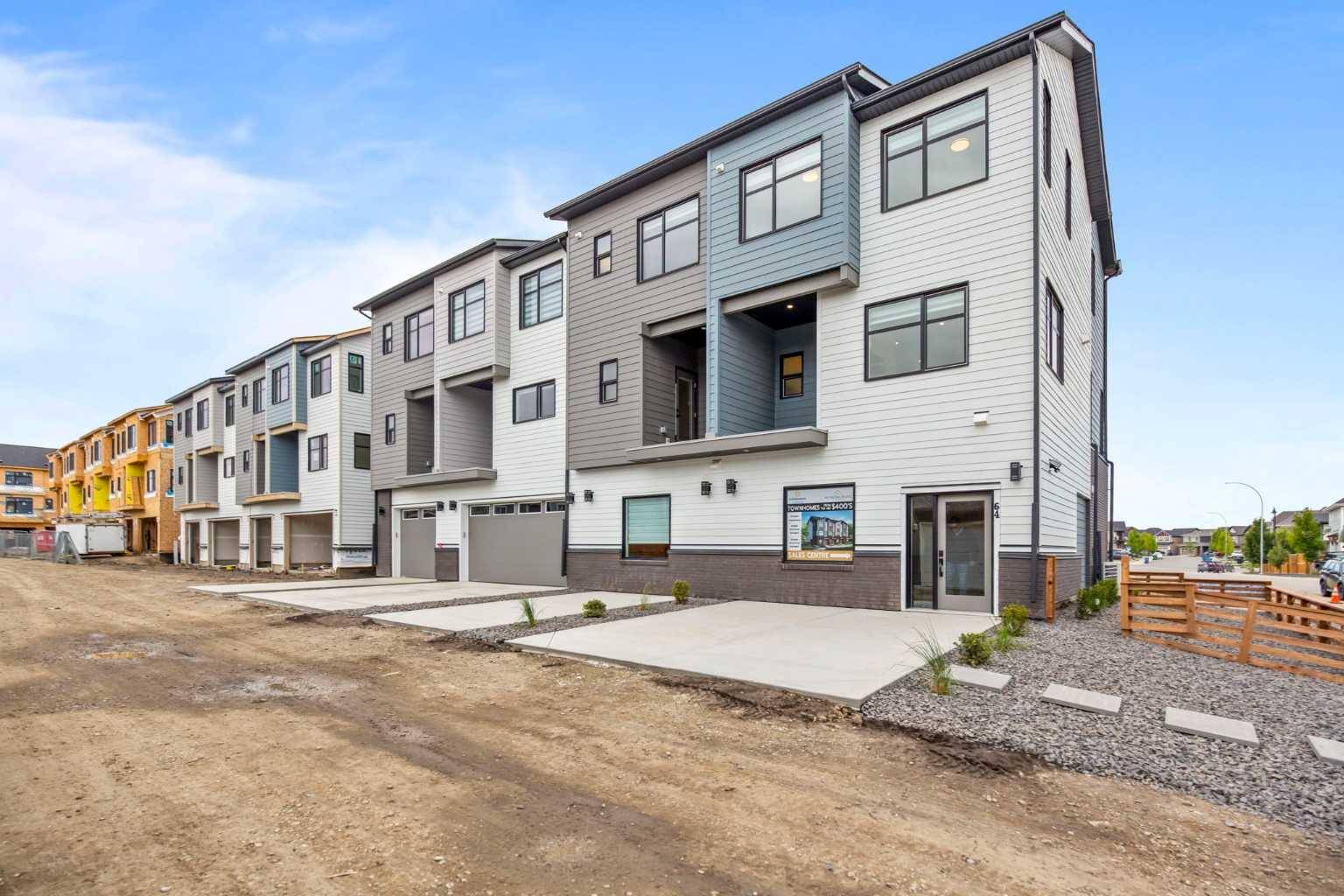 Calgary, AB T3M 3W9,903 Mahogany BLVD SE #91