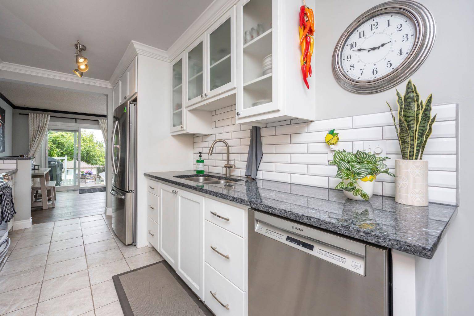 Calgary, AB T3K 1M9,4 Beddington WAY Northeast