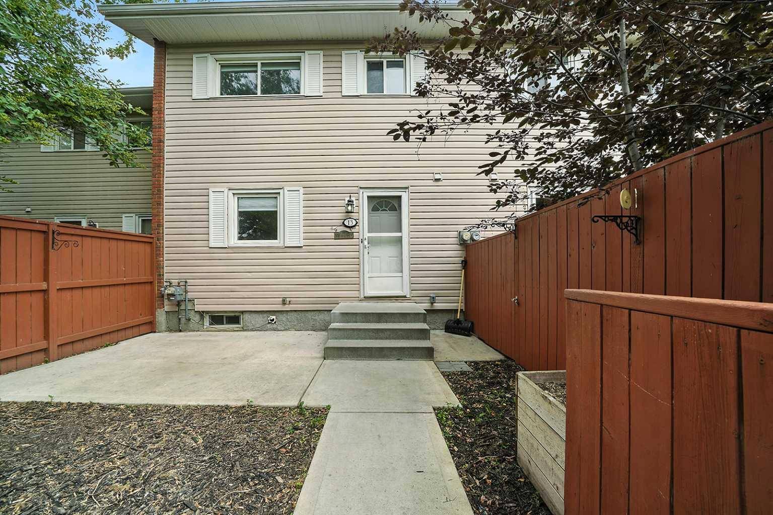 Red Deer, AB T4N 0B9,15 Stanton ST #13