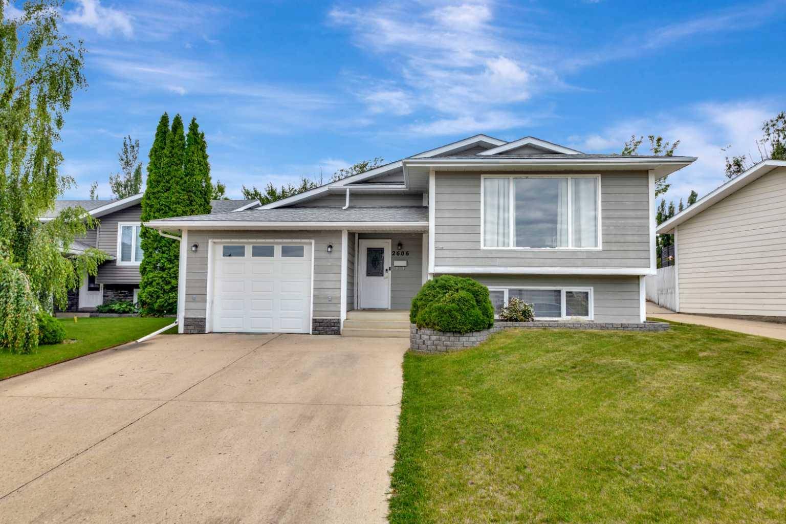2606 57B AVE, Lloydminster, AB T9V 2M7
