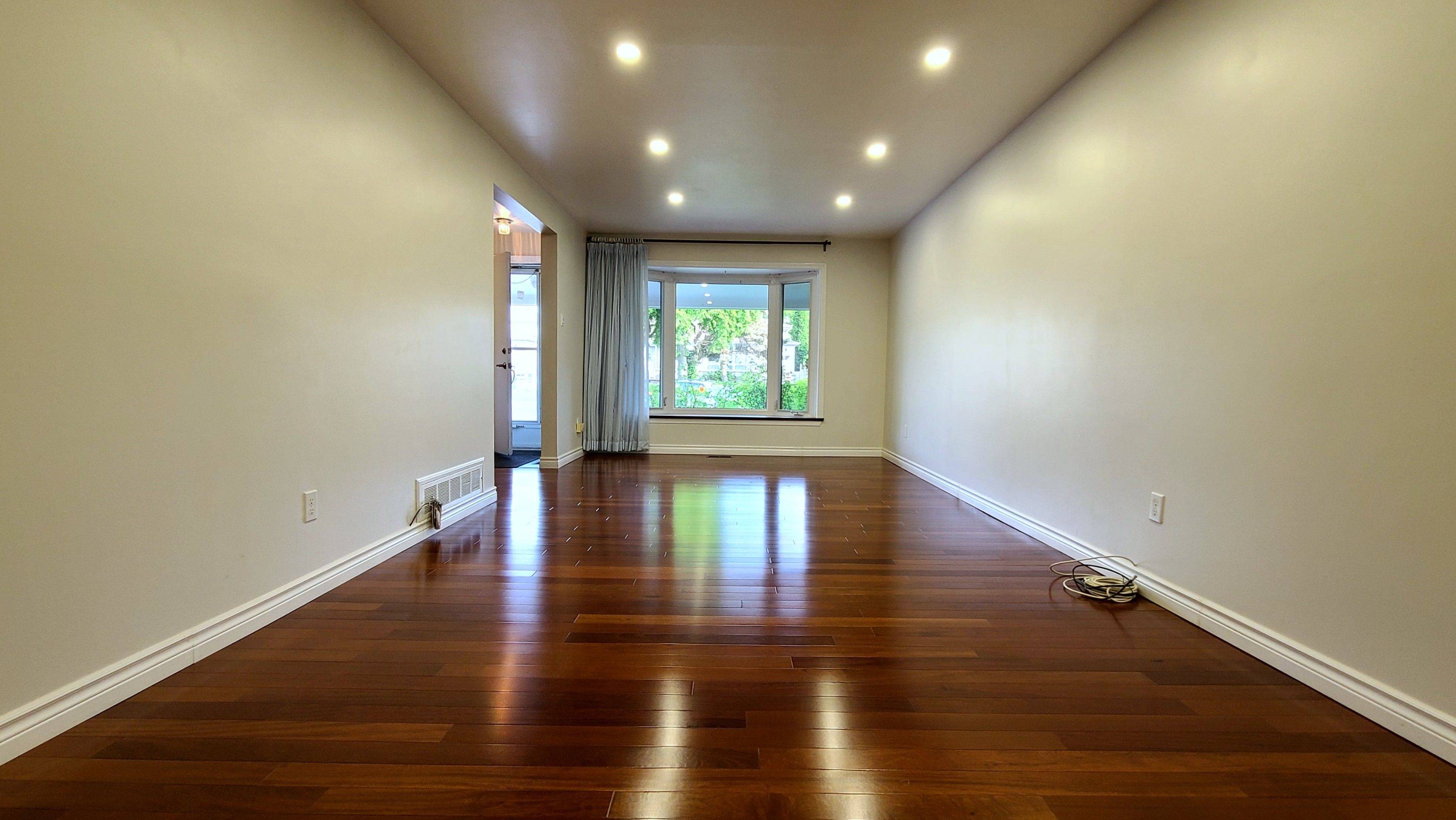 Toronto C15, ON M2J 3M6,10 Painswick CRES