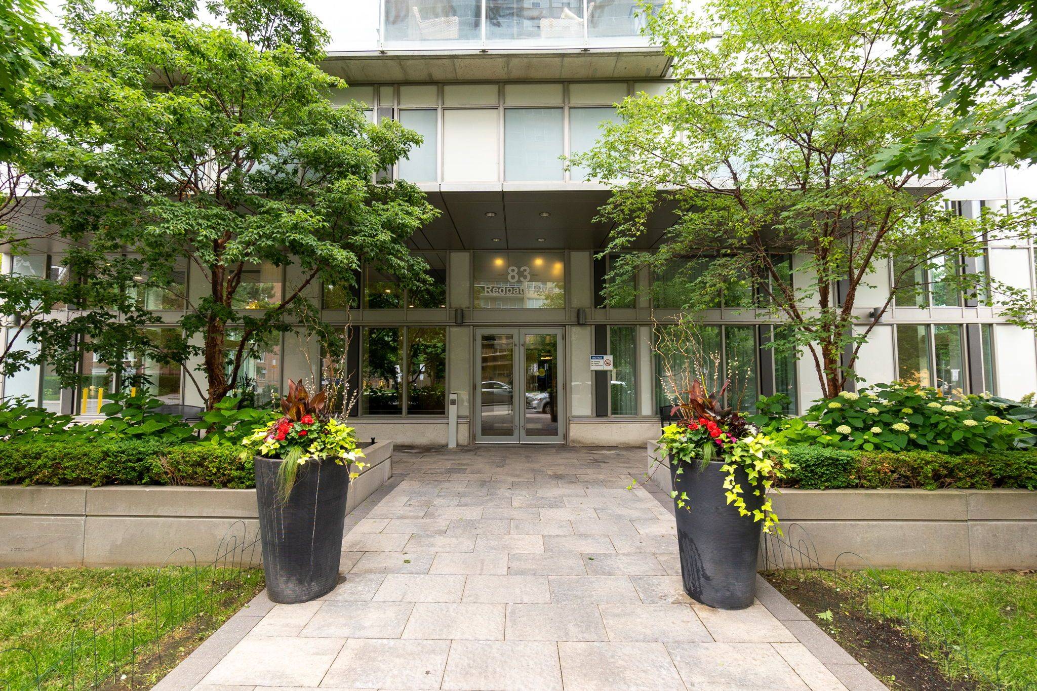 83 Redpath AVE #PH2104, Toronto C10, ON M4S 0A2
