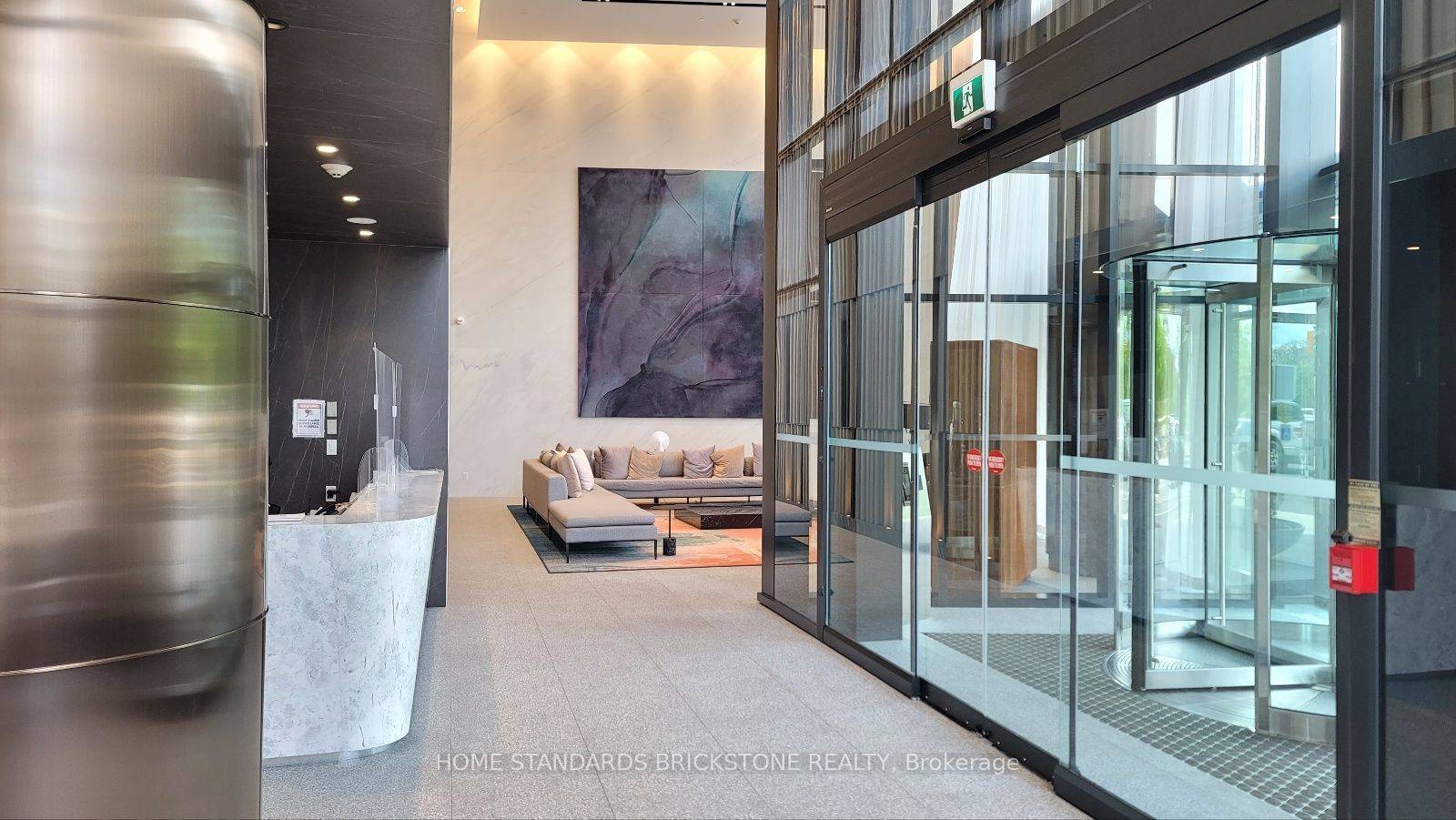 Toronto C08, ON M4W 0B3,585 Bloor ST E #3715