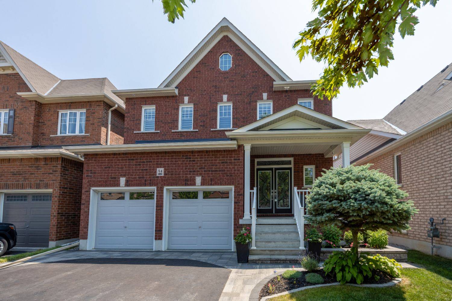 Clarington, ON L1C 0P5,94 Sumersford DR