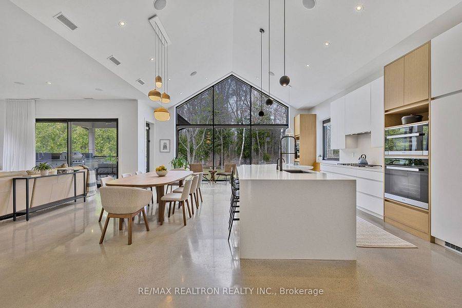 East Gwillimbury, ON L9N 0E7,12 Morgans RD