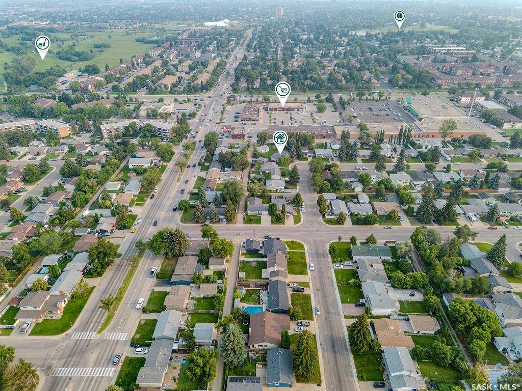 Saskatoon, SK S7H 4C2,246 Anderson CRESCENT