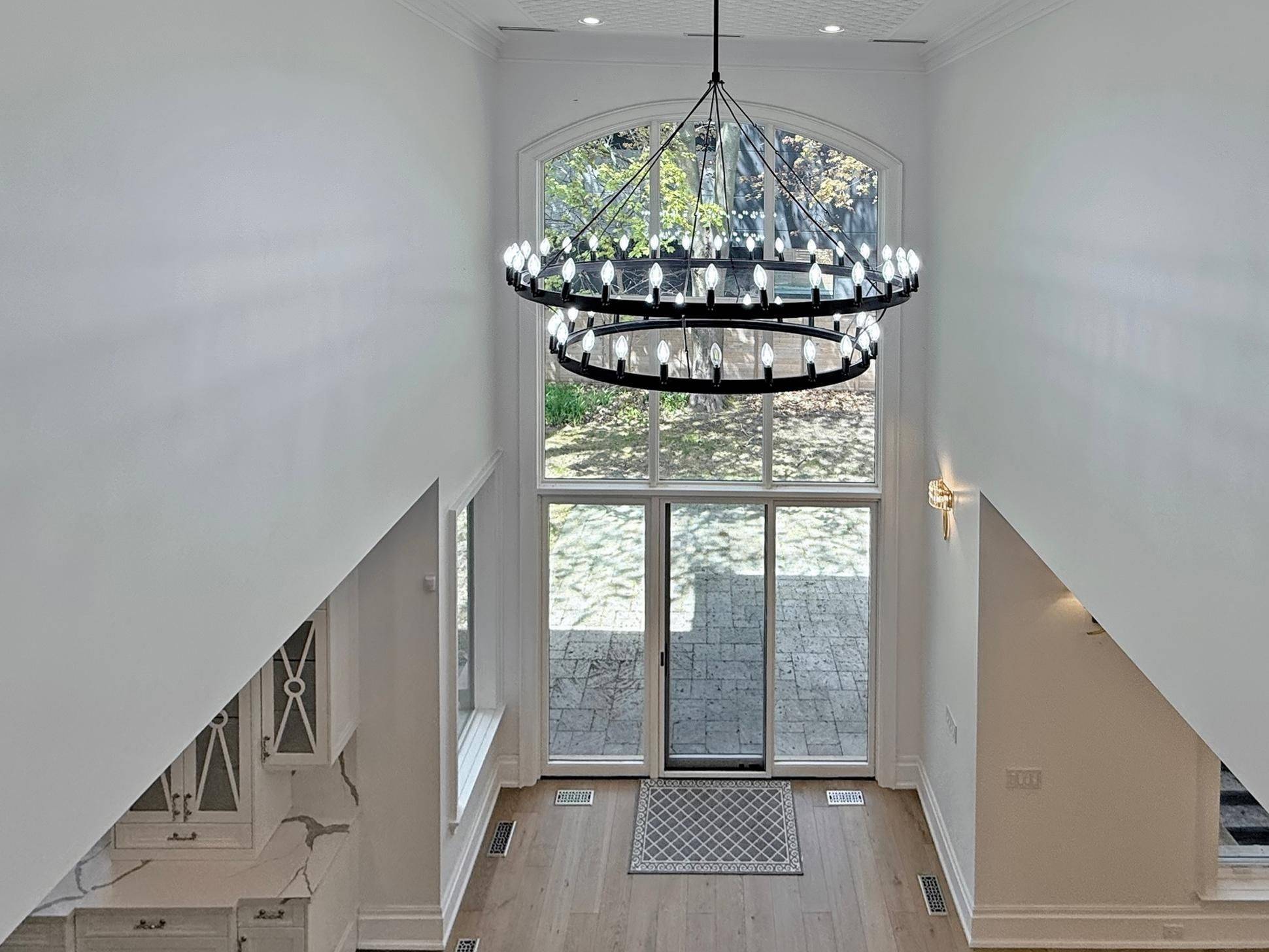 Oakville, ON L6L 1E7,1257 Lakeshore RD W