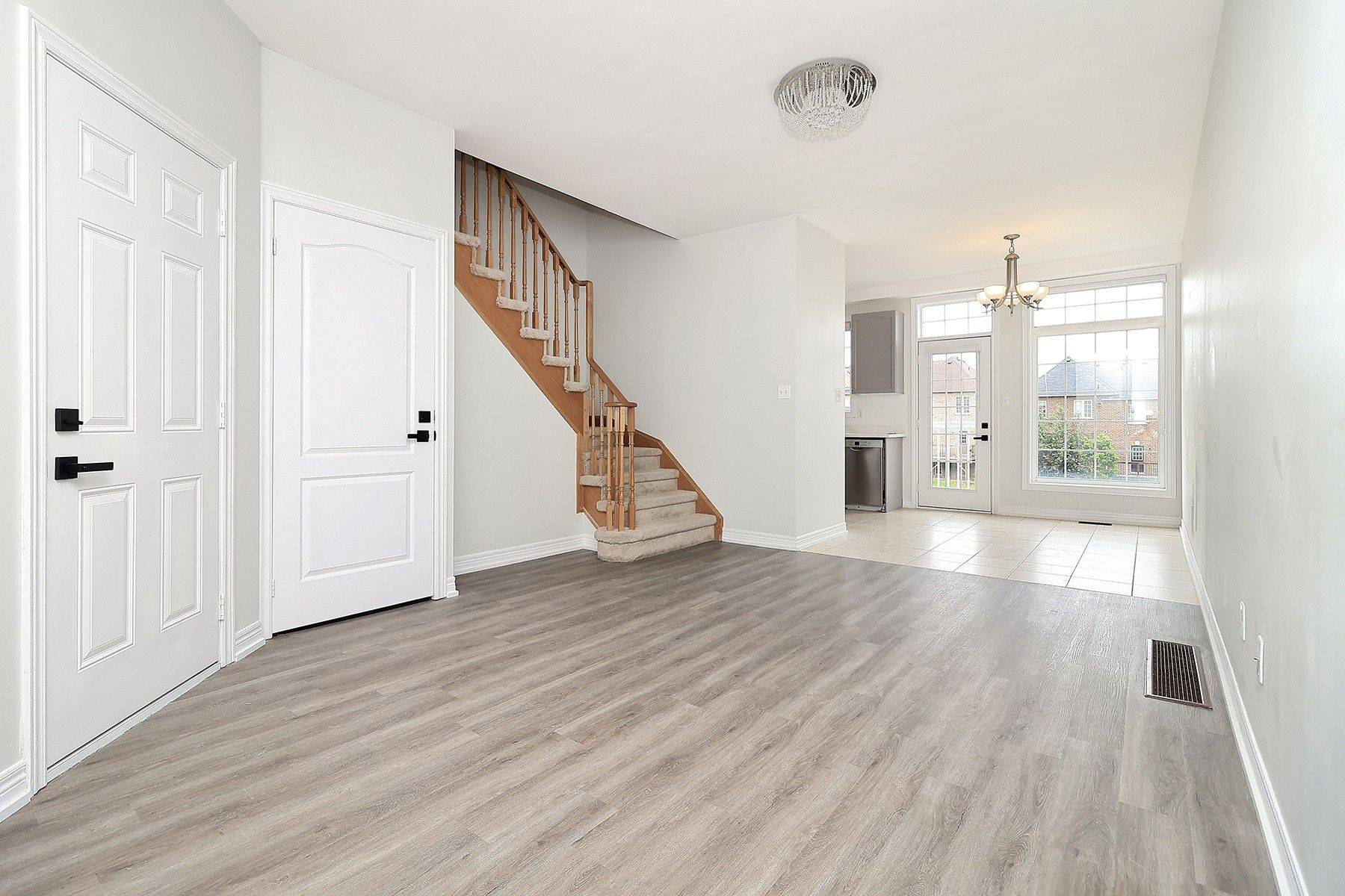 Brampton, ON L6Y 0K1,52 Pefferlaw CIR