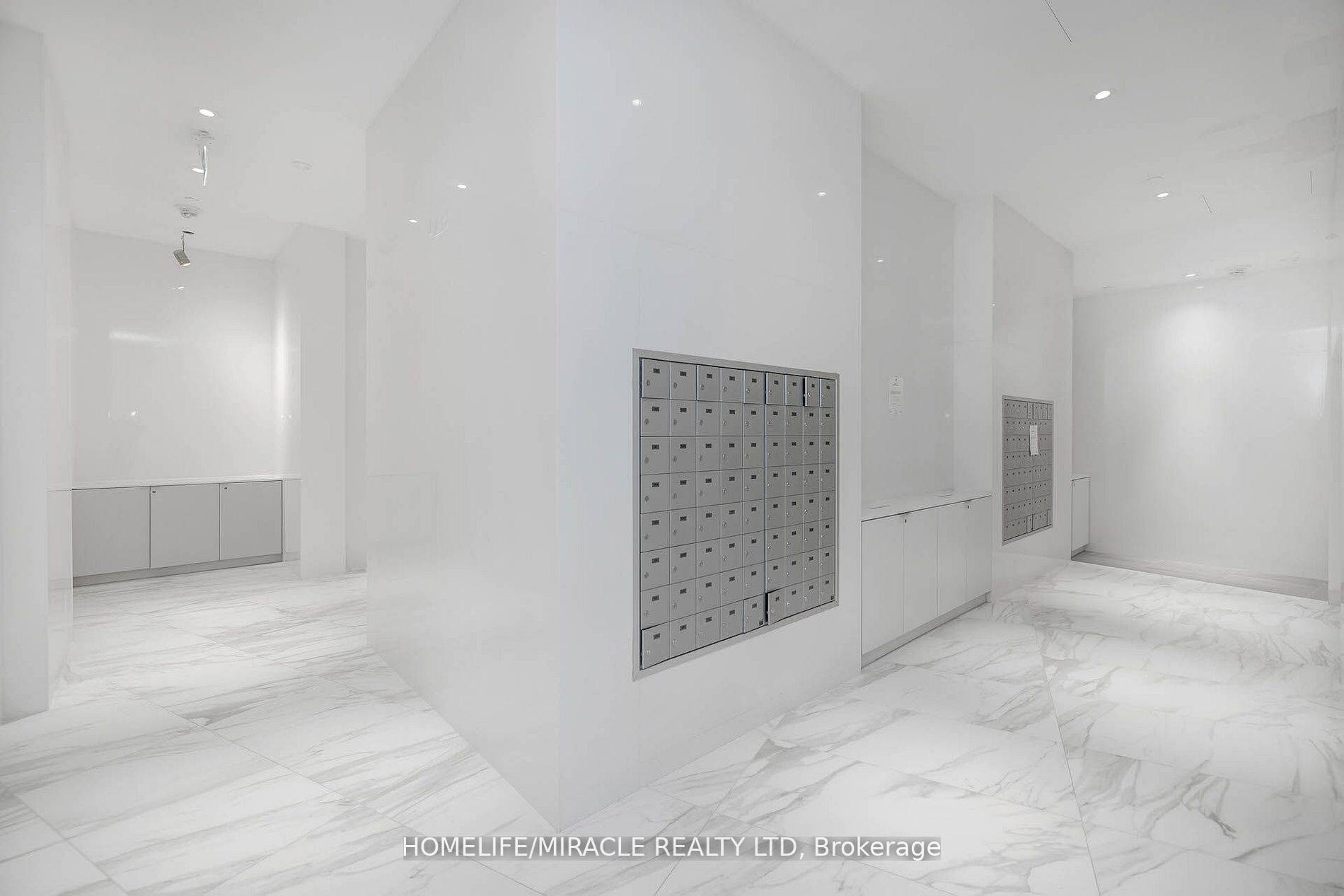 Mississauga, ON L5B 0M4,3883 Quartz RD #524