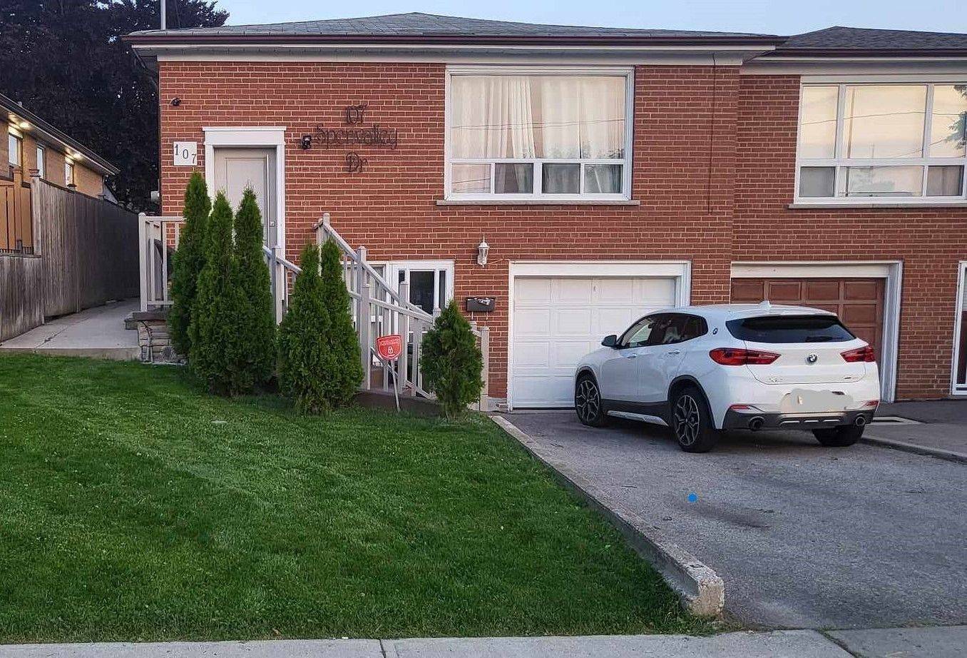 107 Spenvalley DR #Bsmt, Toronto W05, ON M3L 1Z4