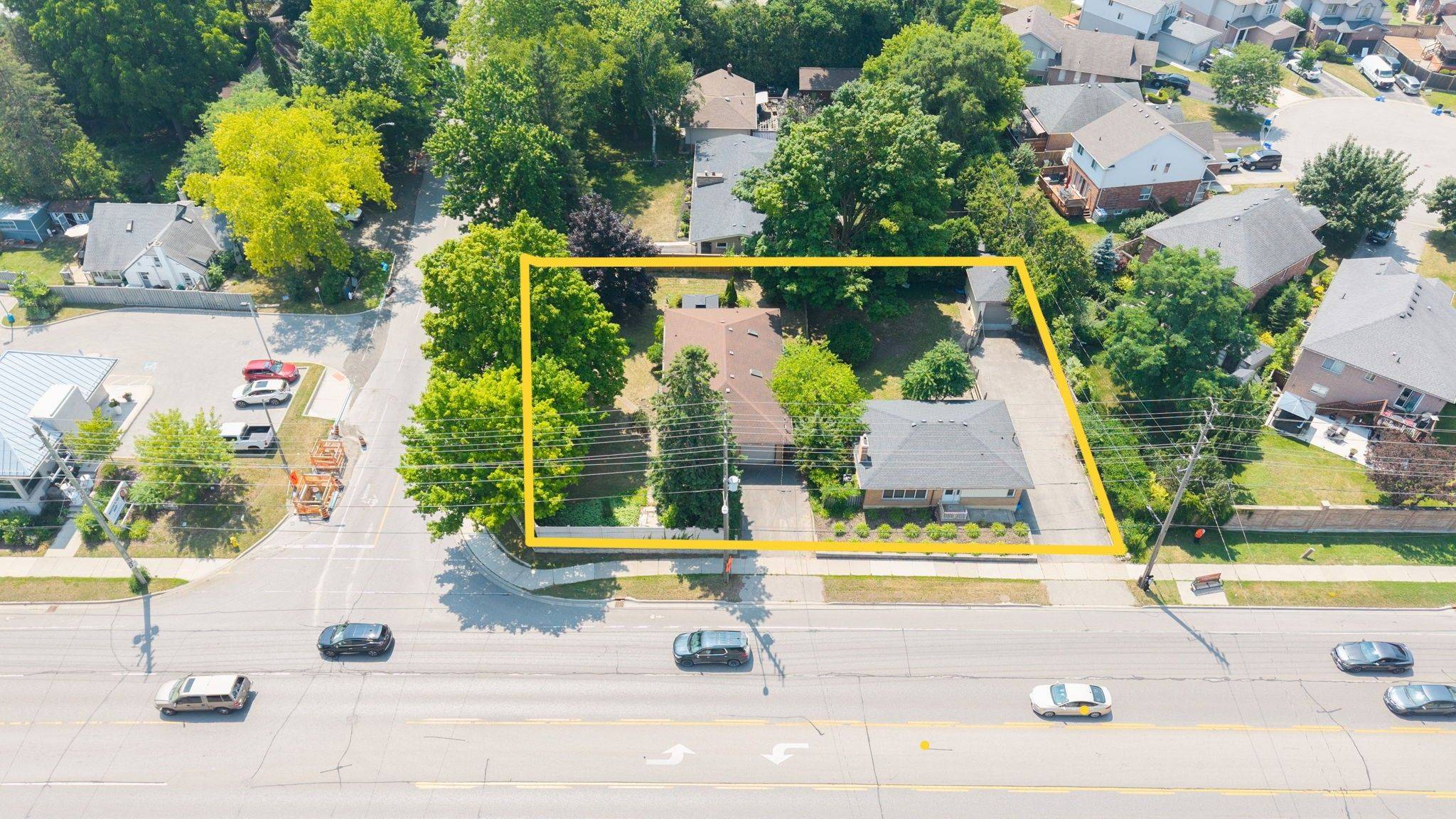 London North, ON N6H 3E4,584 Wonderland RD N