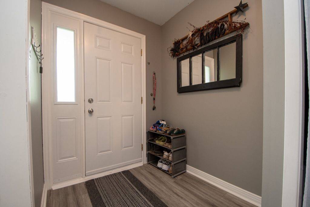 Kawartha Lakes, ON K9V 4R1,24 Mohawk DR