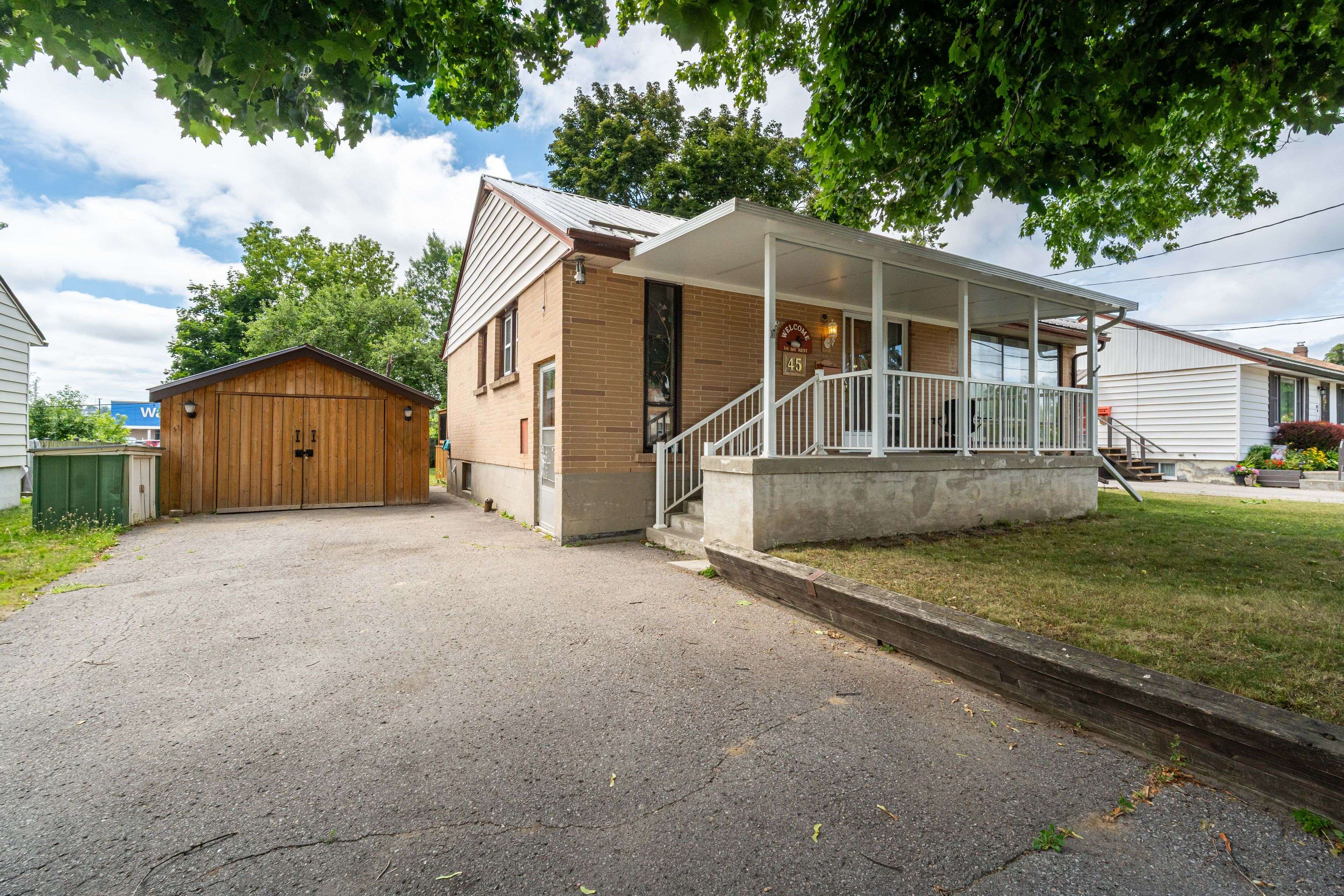 45 Goodfellow RD, Peterborough South, ON K9J 5W8