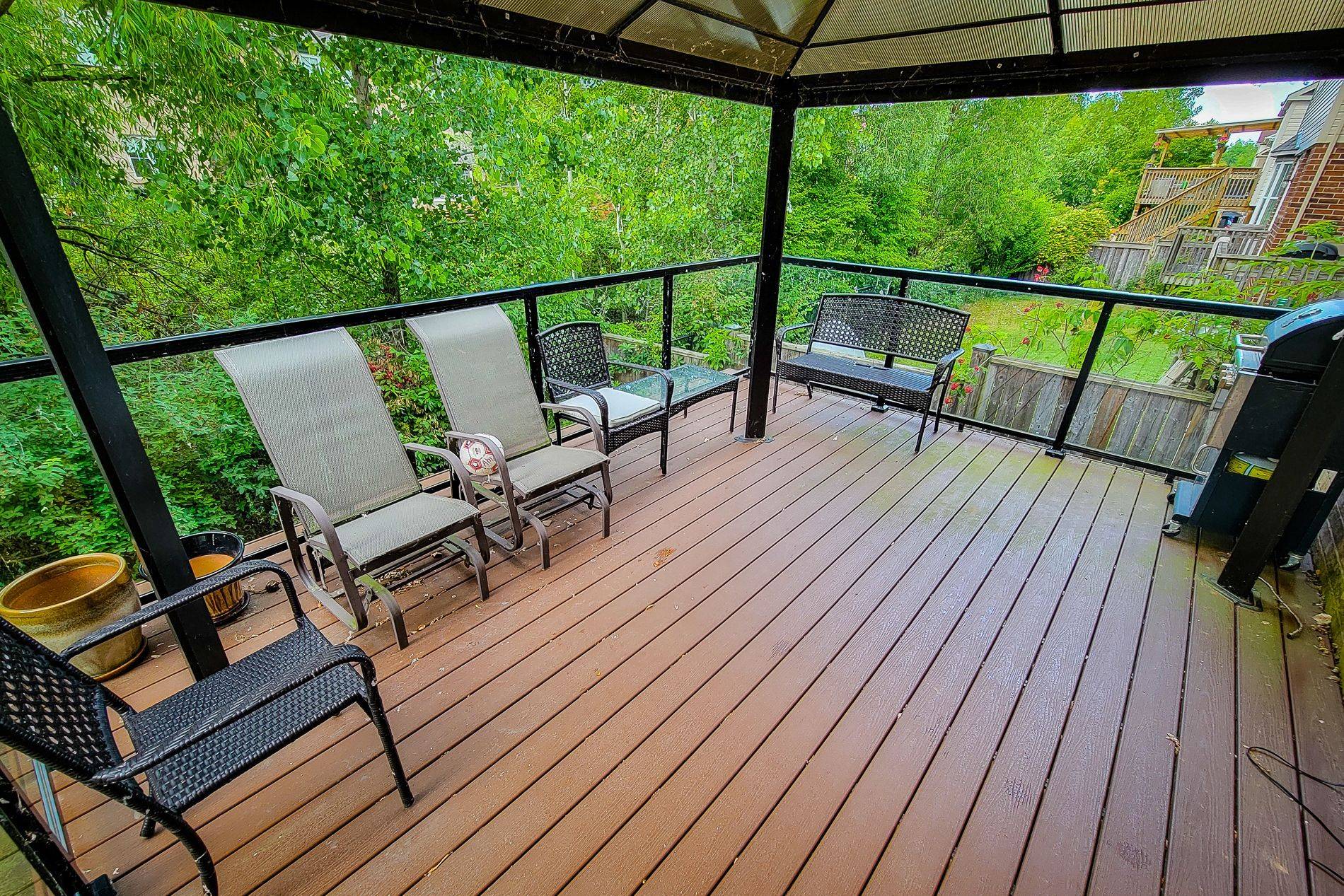 Hamilton, ON L8E 0C8,128 Montreal CIR
