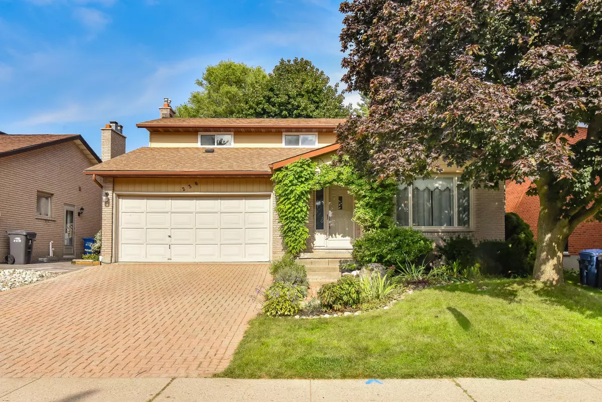 Guelph, ON N1G 3G1,236 Ironwood RD