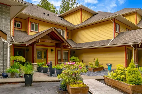 Ladysmith, BC V9G 0A6,1244 4th Ave #304