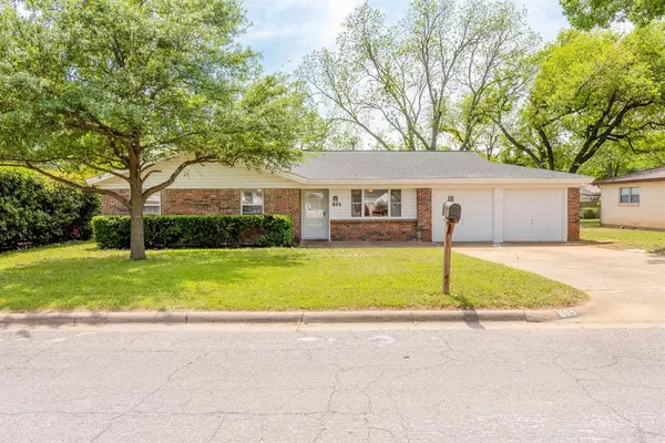 809 Timberhill Drive,  Hurst,  TX 76053
