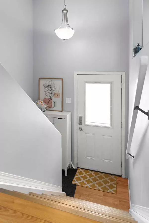 Medicine Hat, AB T1A7X6,29 Link CT Southwest