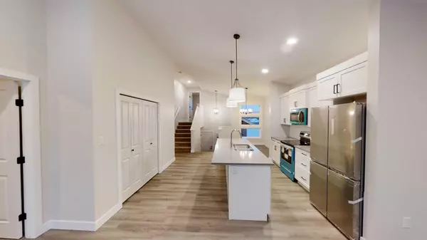 Grande Prairie, AB T8V4J7,10633 133 AVE #B