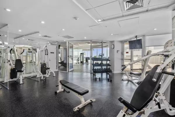 Miami Beach, FL 33141,6301 Collins Ave #2603