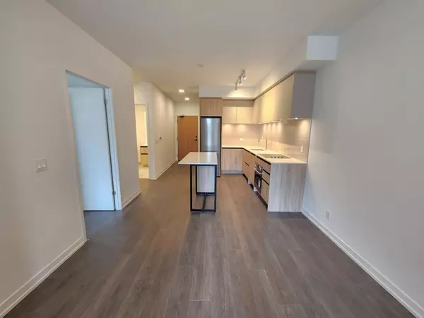 Vaughan, ON L4J 0L5,8 Beverley Glen BLVD #102