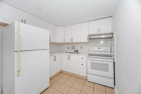 Brampton, ON L7A 3T3,17 Atira AVE #Bsmt
