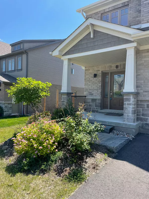 Huntsville, ON P1H 0B7,33 WOODSTREAM DR