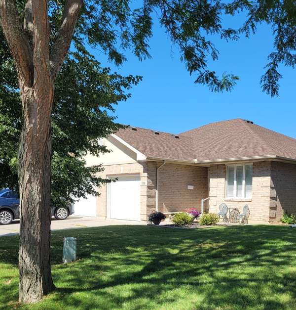 1720 Kirkland AVE, Windsor, ON N8P 1L9